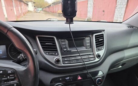 Hyundai Tucson III, 2017 год, 1 830 000 рублей, 10 фотография