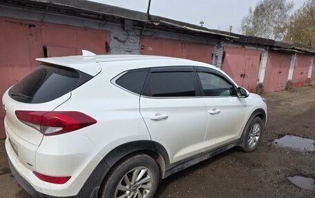 Hyundai Tucson III, 2017 год, 1 830 000 рублей, 5 фотография