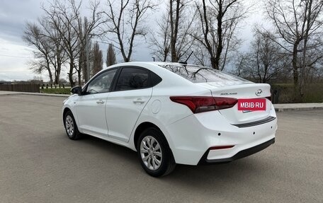 Hyundai Solaris II рестайлинг, 2019 год, 949 900 рублей, 8 фотография