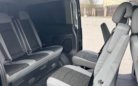 Mercedes-Benz Viano, 2011 год, 2 100 000 рублей, 7 фотография