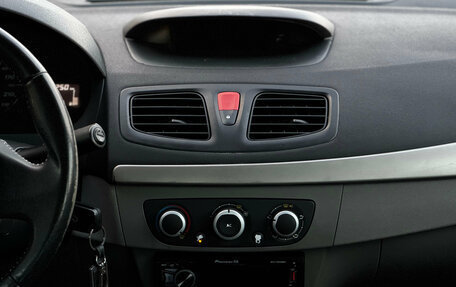 Renault Fluence I, 2011 год, 500 000 рублей, 18 фотография