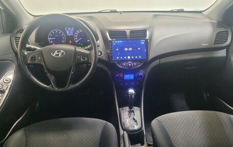 Hyundai Solaris II рестайлинг, 2013 год, 750 000 рублей, 11 фотография