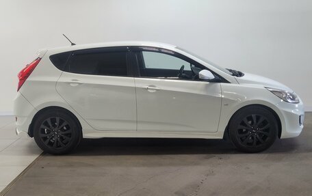 Hyundai Solaris II рестайлинг, 2013 год, 750 000 рублей, 5 фотография