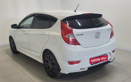 Hyundai Solaris II рестайлинг, 2013 год, 750 000 рублей, 4 фотография