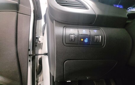 Hyundai Solaris II рестайлинг, 2013 год, 750 000 рублей, 14 фотография