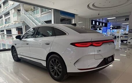 BYD Qin, 2025 год, 1 840 000 рублей, 5 фотография