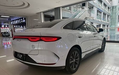 BYD Qin, 2025 год, 1 840 000 рублей, 3 фотография