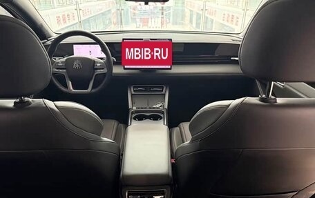 BYD Qin, 2025 год, 1 840 000 рублей, 6 фотография