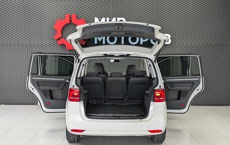 Volkswagen Touran III, 2011 год, 1 150 000 рублей, 8 фотография