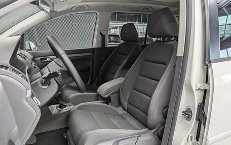 Volkswagen Touran III, 2011 год, 1 150 000 рублей, 12 фотография