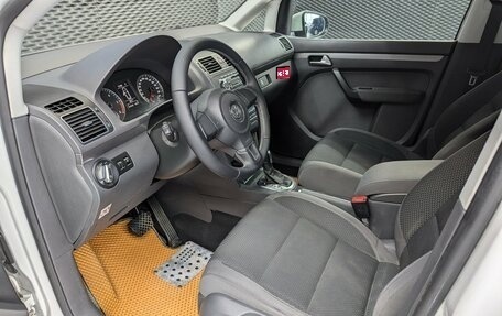 Volkswagen Touran III, 2011 год, 1 150 000 рублей, 11 фотография