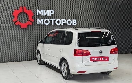 Volkswagen Touran III, 2011 год, 1 150 000 рублей, 6 фотография