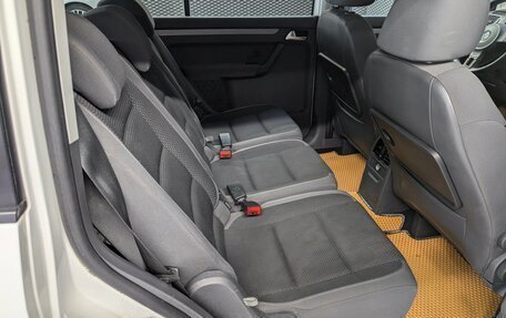 Volkswagen Touran III, 2011 год, 1 150 000 рублей, 15 фотография