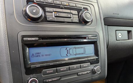 Volkswagen Touran III, 2011 год, 1 150 000 рублей, 23 фотография