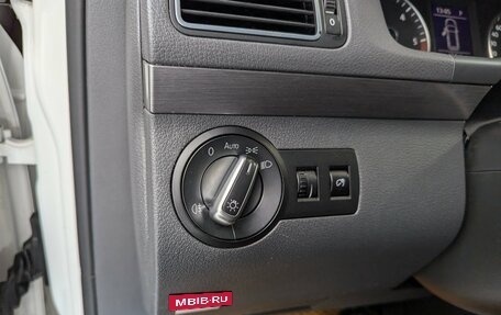 Volkswagen Touran III, 2011 год, 1 150 000 рублей, 26 фотография