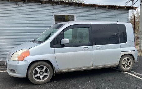 Honda Mobilio I, 2003 год, 200 000 рублей, 2 фотография