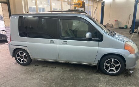 Honda Mobilio I, 2003 год, 200 000 рублей, 3 фотография