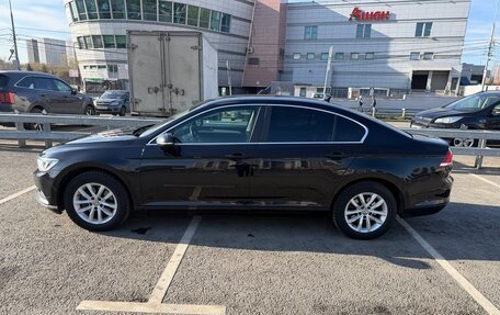 Volkswagen Passat B8 рестайлинг, 2017 год, 1 530 000 рублей, 8 фотография