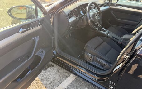 Volkswagen Passat B8 рестайлинг, 2017 год, 1 530 000 рублей, 12 фотография