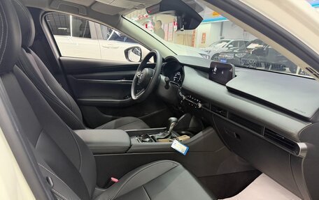 Mazda 3, 2022 год, 1 797 000 рублей, 16 фотография