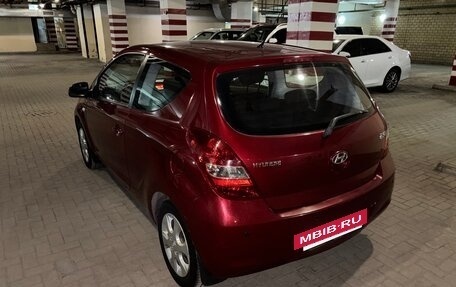 Hyundai i20 IB рестайлинг, 2010 год, 600 000 рублей, 3 фотография