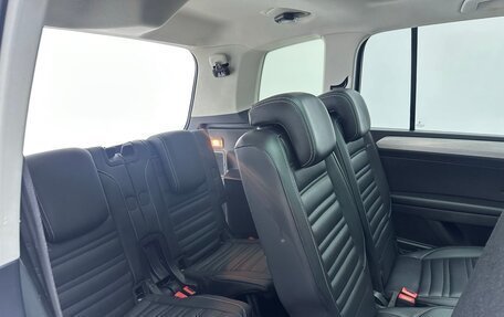 Volkswagen Touran III, 2022 год, 2 170 000 рублей, 11 фотография