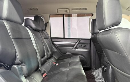 Mitsubishi Pajero IV, 2014 год, 2 449 000 рублей, 12 фотография