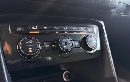 Volkswagen Tiguan II, 2017 год, 2 349 000 рублей, 19 фотография