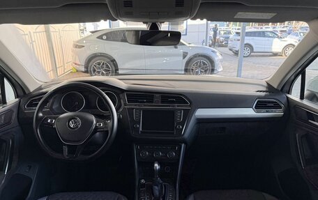 Volkswagen Tiguan II, 2017 год, 2 349 000 рублей, 10 фотография