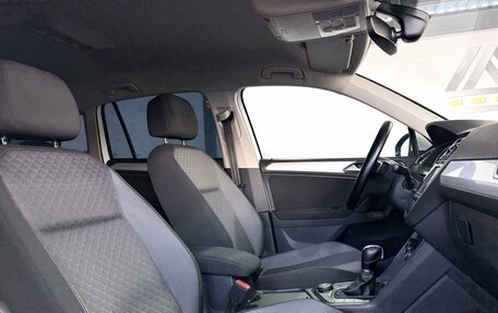 Volkswagen Tiguan II, 2017 год, 2 349 000 рублей, 11 фотография