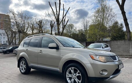 Mitsubishi Outlander III рестайлинг 3, 2007 год, 1 150 000 рублей, 2 фотография