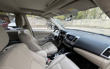 Mitsubishi Outlander III рестайлинг 3, 2007 год, 1 150 000 рублей, 18 фотография