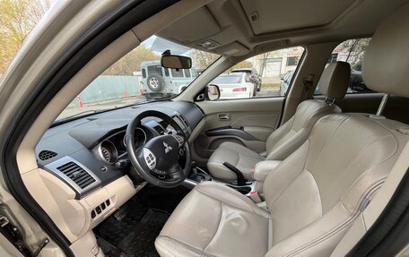 Mitsubishi Outlander III рестайлинг 3, 2007 год, 1 150 000 рублей, 17 фотография