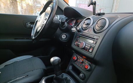 Nissan Qashqai, 2010 год, 940 000 рублей, 22 фотография
