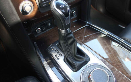 Infiniti QX56, 2011 год, 830 000 рублей, 7 фотография