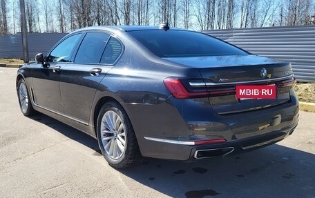 BMW 7 серия, 2020 год, 6 000 000 рублей, 3 фотография