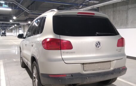 Volkswagen Tiguan I, 2011 год, 980 000 рублей, 7 фотография