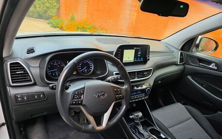 Hyundai Tucson III, 2019 год, 2 200 000 рублей, 4 фотография