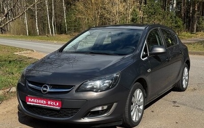 Opel Astra J, 2013 год, 800 000 рублей, 1 фотография
