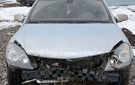 Opel Astra H, 2007 год, 240 000 рублей, 1 фотография