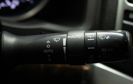 Toyota Land Cruiser 200, 2013 год, 2 999 000 рублей, 19 фотография