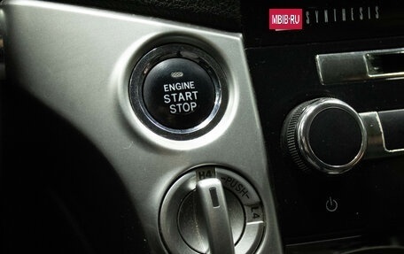 Toyota Land Cruiser 200, 2013 год, 2 999 000 рублей, 24 фотография