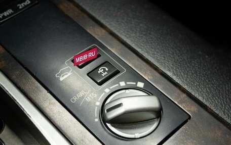 Toyota Land Cruiser 200, 2013 год, 2 999 000 рублей, 28 фотография