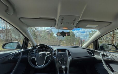 Opel Astra J, 2013 год, 800 000 рублей, 9 фотография