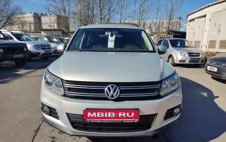 Volkswagen Tiguan I, 2012 год, 899 000 рублей, 2 фотография