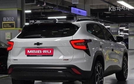 Chevrolet Trax, 2023 год, 1 730 000 рублей, 2 фотография