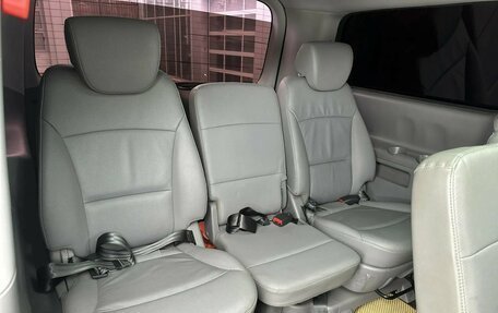 Hyundai Grand Starex Grand Starex I рестайлинг 2, 2019 год, 3 499 000 рублей, 21 фотография