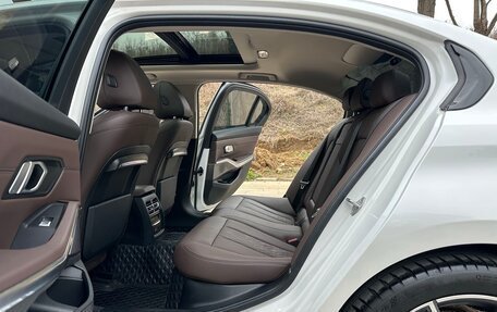 BMW 3 серия, 2022 год, 3 410 000 рублей, 10 фотография