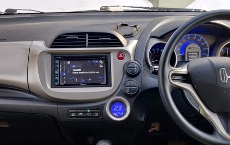 Honda Fit III, 2013 год, 750 000 рублей, 2 фотография