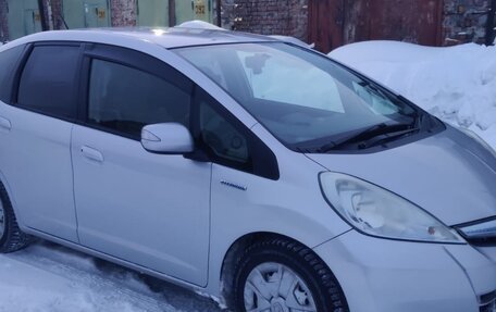 Honda Fit III, 2013 год, 750 000 рублей, 8 фотография